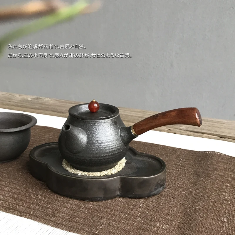 японски керамичен чайник, порцелан японски чай, посуда за напитки