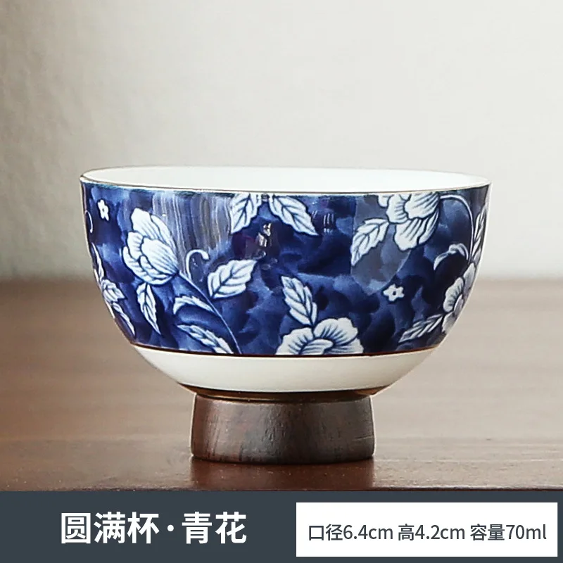Китайската порцеланова чаена чаша Цзиндэчжэнь, синьо-бяла майстор-чаша, чаена церемония, чай и прибори за здравето, Gongfu, на дървена основа, керамични чаши