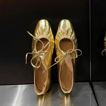 Балет апартаменти дамски кожени обувки за жени тясна ивица от Сребро апартамент дрънкулката дрънкулката злато през цялата чорап 2023 Пролет обувки