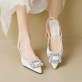 Дамски кожени обувки с остър пръсти 2023, нови летни модни джапанки за момичета с кристали, дамски обувки-лодка на тънките токчета
