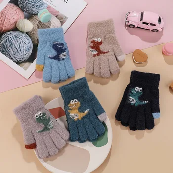 Зимни детски сгъстено възли ръкавици с шарките на малкия динозавър от карикатура, топли плюшени детски зимни ръкавици за деца, детски ръкавици
