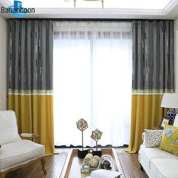 Съвременните щори в лента за всекидневната, дебели сиви завеси за прозорците на спалнята